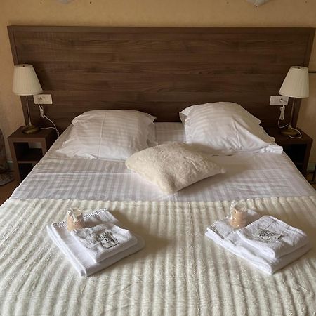 Hotel Du Commerce Semur-en-Auxois Dış mekan fotoğraf