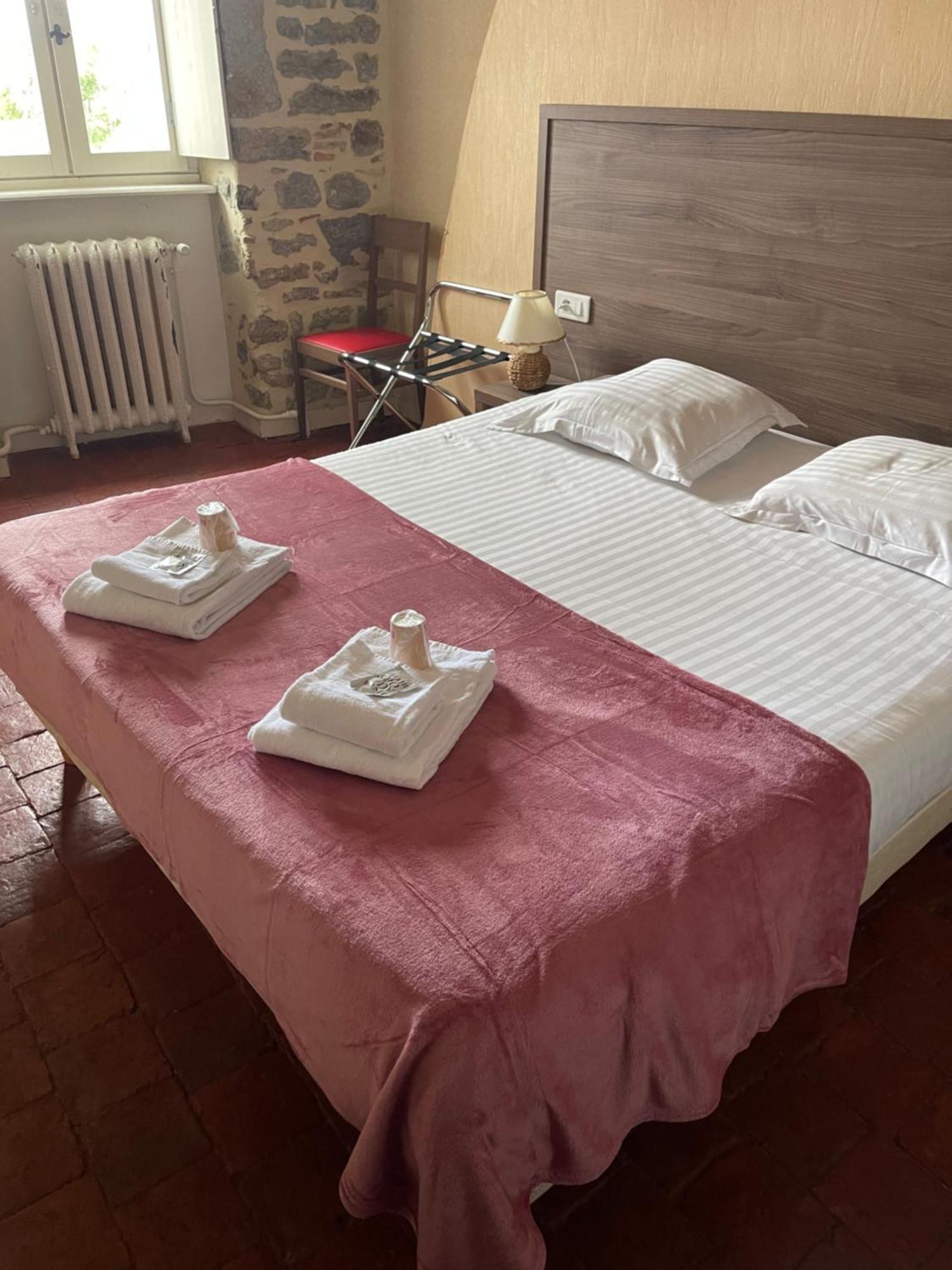 Hotel Du Commerce Semur-en-Auxois Dış mekan fotoğraf