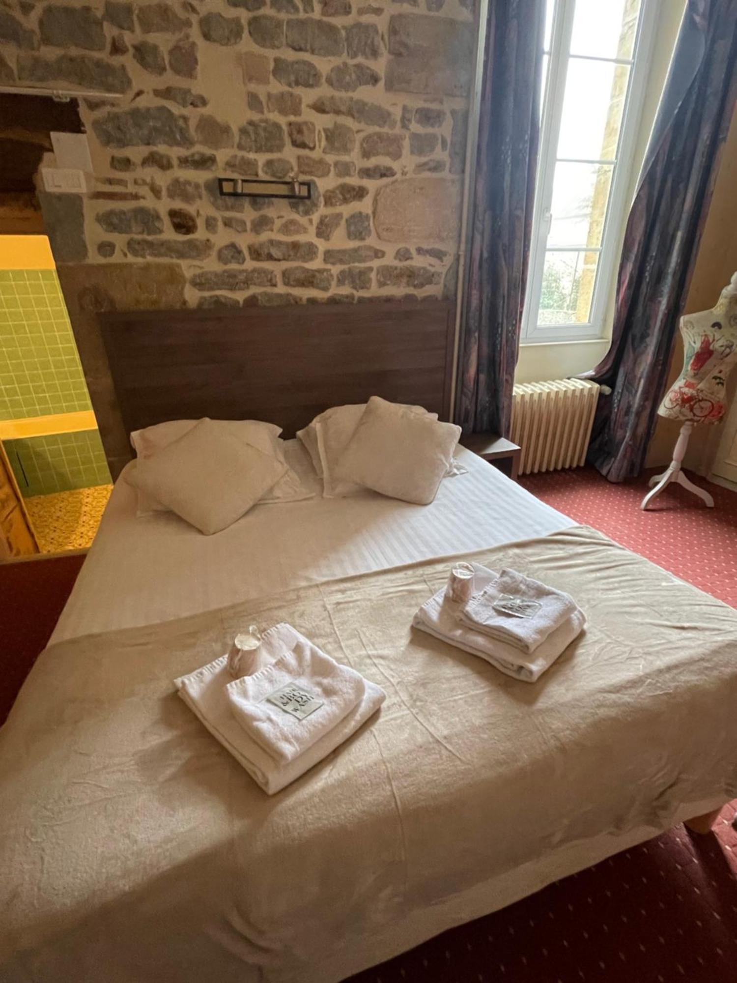 Hotel Du Commerce Semur-en-Auxois Dış mekan fotoğraf